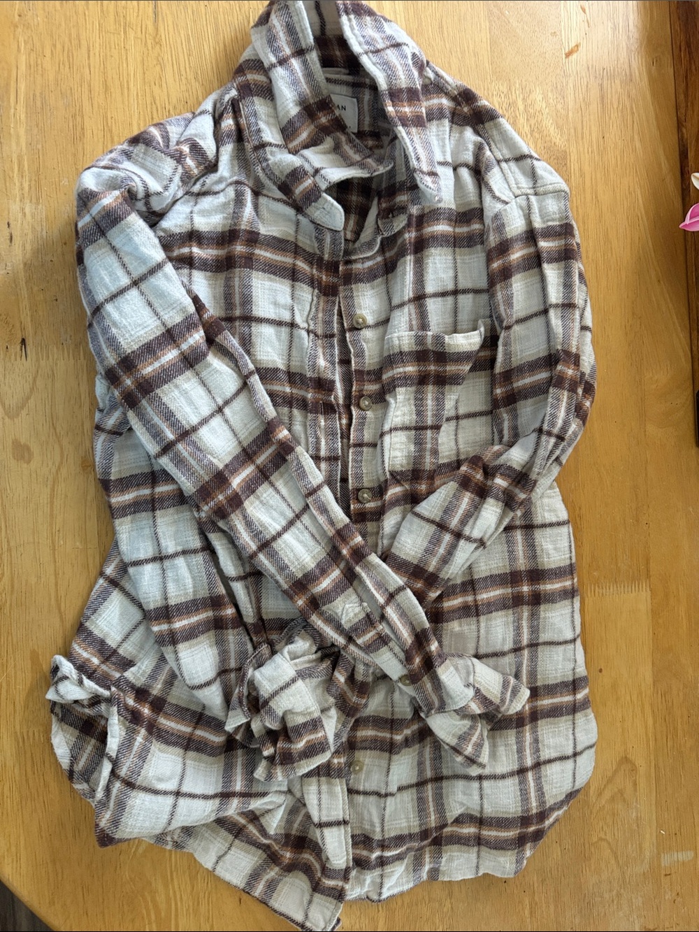 American Eagle Plaid Button-Down Shirt in Cream and Brown